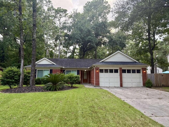 property at 36 Silver Elm Pl