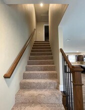 225-235 Bradford Ln, Unit 235 in Waterloo, IL - Foto de edificio - Building Photo