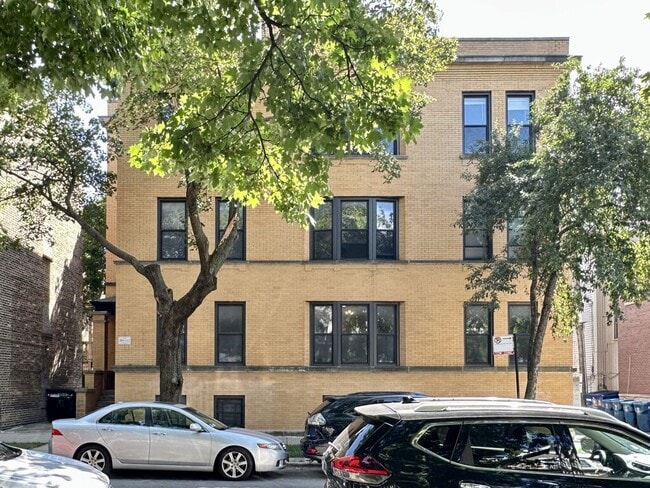 1107 W Barry Ave, Unit M08H