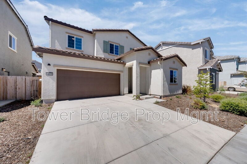 12306 Rocky Frd Ct in Rancho Cordova, CA - Building Photo
