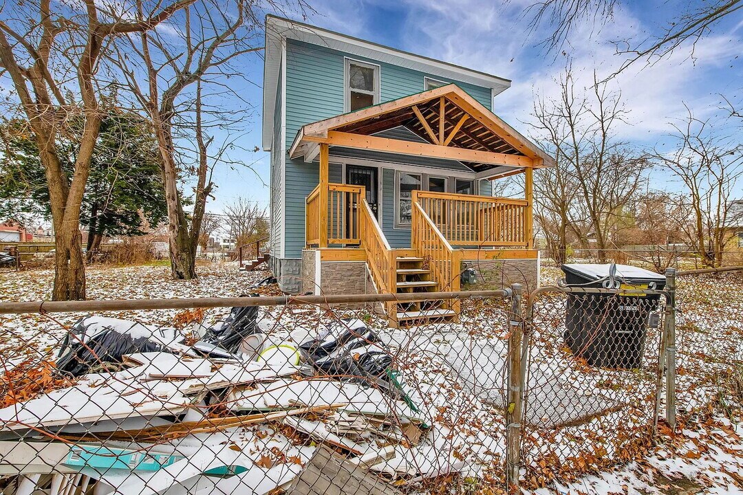 15906 Alden St in Detroit, MI - Building Photo