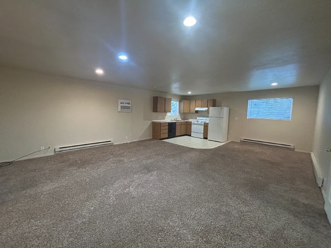 950 Sparks St N in Twin Falls, ID - Building Photo - Building Photo