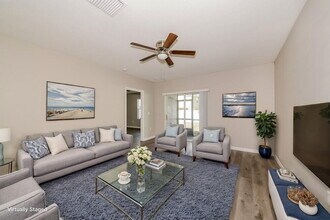 10126 Geese Trail Cir in Ruskin, FL - Building Photo - Building Photo