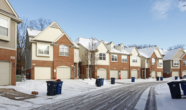 Berkshire Creek in Ann Arbor, MI - Building Photo - Building Photo