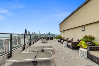 1660 N La Salle Dr, Unit 1508 in Chicago, IL - Foto de edificio - Building Photo