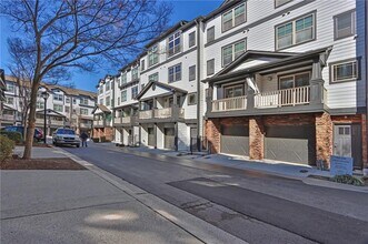 215 Semel Dr in Atlanta, GA - Building Photo - Building Photo