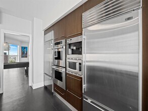333 Las Olas Way in Fort Lauderdale, FL - Building Photo - Building Photo