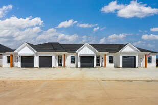 128 Perdido Ln in Monroe, LA - Building Photo