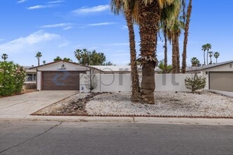 43160 Virginia Ave in Palm Desert, CA - Building Photo - Building Photo