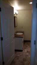 1444 Salishan St SE in Salem, OR - Building Photo - Building Photo