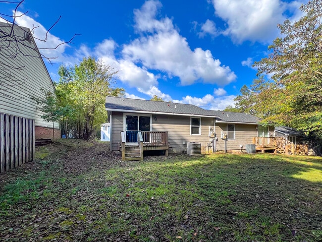 33 Fox Hill Dr in Kilmarnock, VA - Building Photo - Building Photo