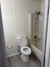 31a 11th St in Shalimar, FL - Building Photo - Building Photo