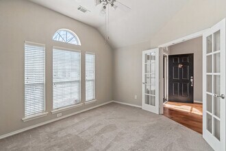 3521 Amador Dr in Fort Worth, TX - Foto de edificio - Building Photo