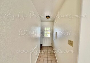 10771 Buena Oaks Dr in Sonora, CA - Building Photo - Building Photo