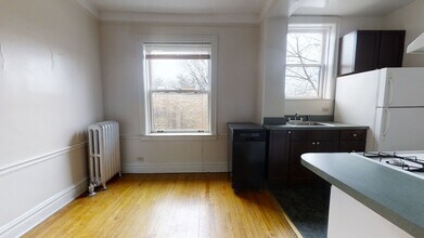 822 Reba Pl in Evanston, IL - Building Photo - Building Photo