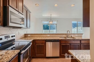 7615 NE 60th Way in Vancouver, WA - Building Photo - Building Photo