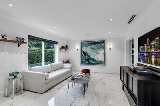 1030 Manati Ave in Coral Gables, FL - Building Photo - Building Photo