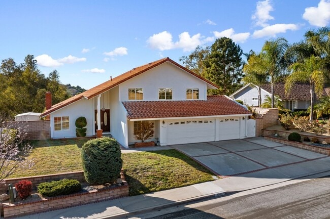 property at 1815 Vía Palomares