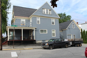 98 Pine St in Lewiston, ME - Building Photo - Building Photo