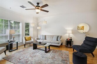 5641 Roswell Rd in Atlanta, GA - Building Photo - Building Photo