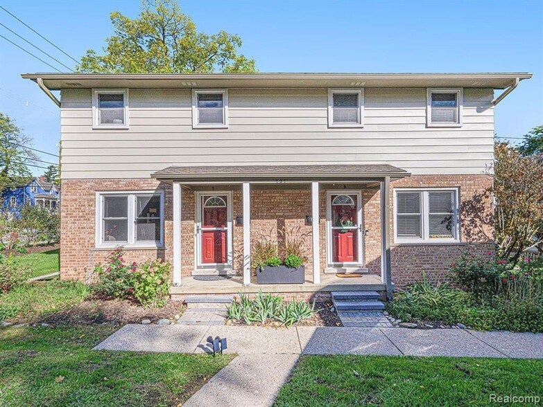 421 S 7th St in Ann Arbor, MI - Building Photo