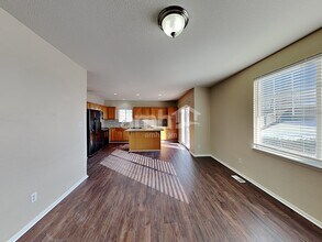 10936 E 112th Pl in Henderson, CO - Foto de edificio - Building Photo