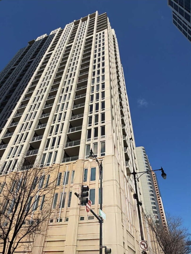 property at 1250 S Michigan Ave