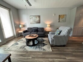 6400 Blue Stone Rd in Sandy Springs, GA - Building Photo