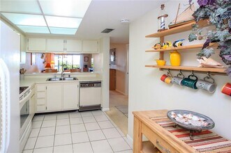 4620 NE Sandpebble Trce in Stuart, FL - Building Photo - Building Photo