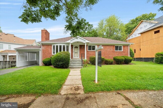 property at 6207 Kirby Rd
