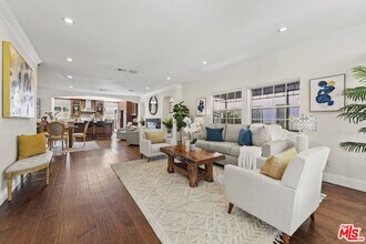 1114 S La Peer Dr in Los Angeles, CA - Building Photo - Building Photo