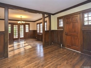 1 Edgehill Rd in Glen Cove, NY - Building Photo - Building Photo