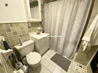 682 Parker St, Unit 1 in Boston, MA - Building Photo - Building Photo