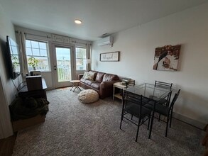 5 W Dane St in Beverly, MA - Building Photo - Building Photo