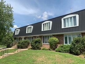 Huntley Ridge Downtown Apartments