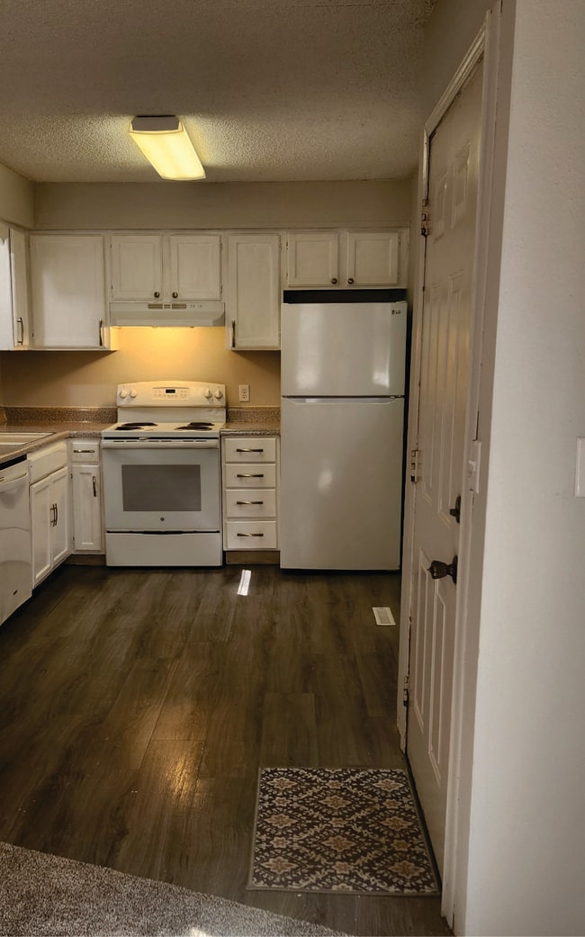 1429 N Sherman Ave in Springfield, MO - Building Photo - Building Photo