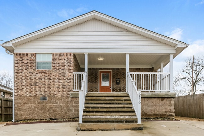property at 313 S Neeley St