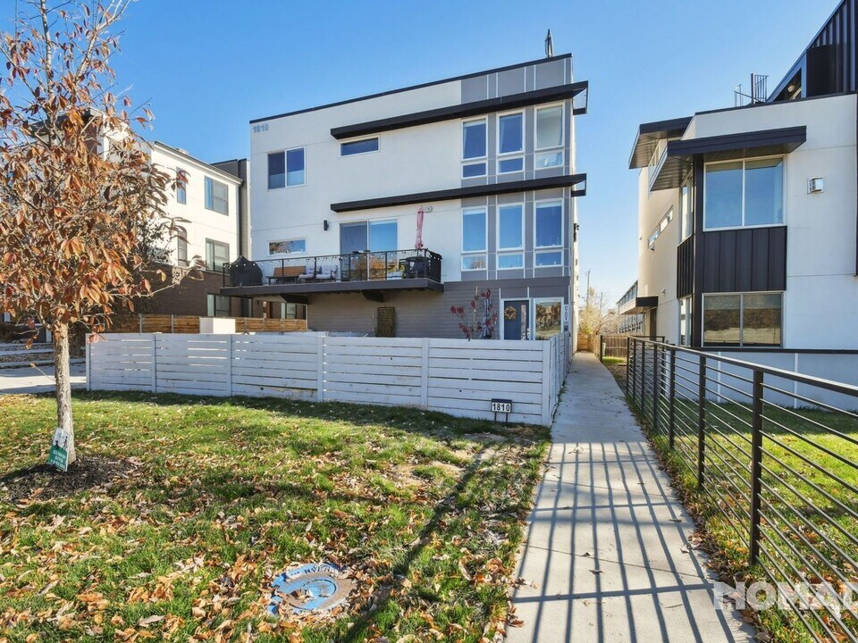 1810 Julian St in Denver, CO - Building Photo