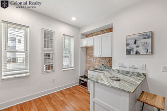 27 Swallow St in Boston, MA - Building Photo - Building Photo