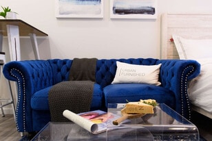 240e E 75th St in New York, NY - Building Photo