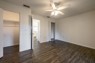 Timber Pines in Ocala, FL - Foto de edificio - Building Photo