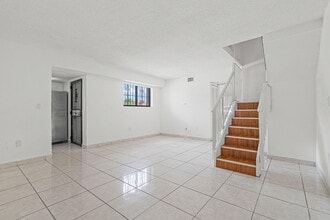 1340 W 41st St in Hialeah, FL - Building Photo - Building Photo