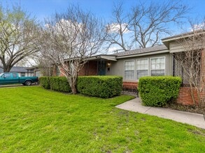 4016 Acacia St in Fort Worth, TX - Foto de edificio - Building Photo