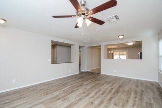 11808 W Bloomfield Rd in El Mirage, AZ - Building Photo - Building Photo