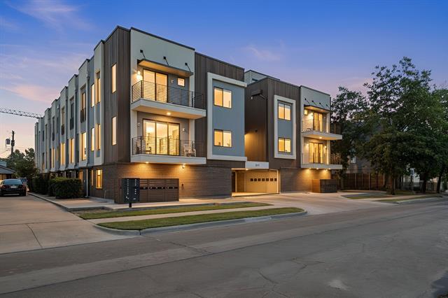 2222 Moser Ave in Dallas, TX - Building Photo - Building Photo