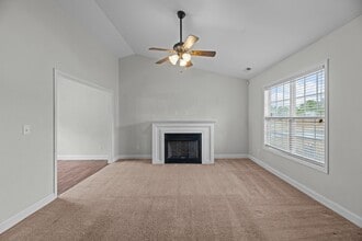 100 Sumatra Ct in New Bern, NC - Building Photo - Building Photo