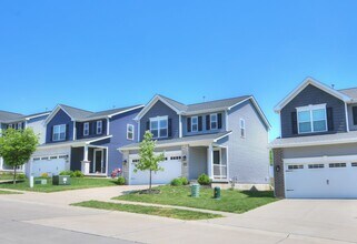 11128 Fort Samuel Dr in Bridgeton, MO - Building Photo - Building Photo