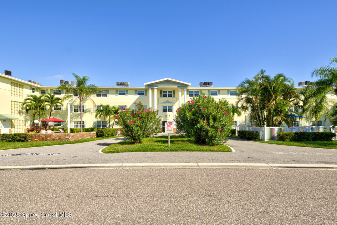 230 Columbia Dr in Cape Canaveral, FL - Building Photo