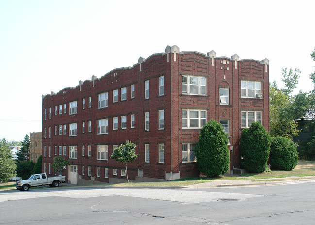 Stratford in Duluth, MN - Foto de edificio - Building Photo