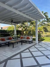 10973 NW 53rd Ln in Doral, FL - Building Photo - Building Photo